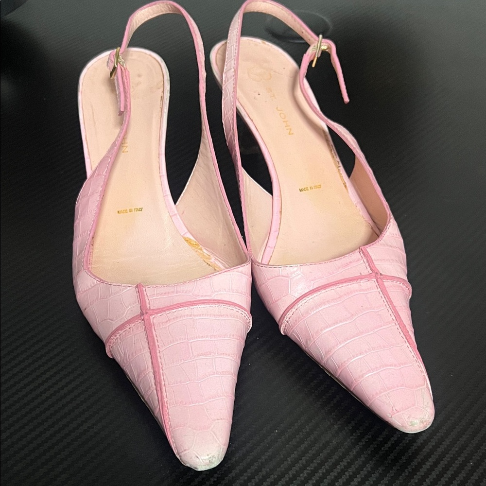 St. John Collection Pink Croc-Embossed Heels